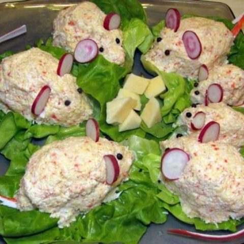 Salad Mouse in cheese: 8 recipes with photos