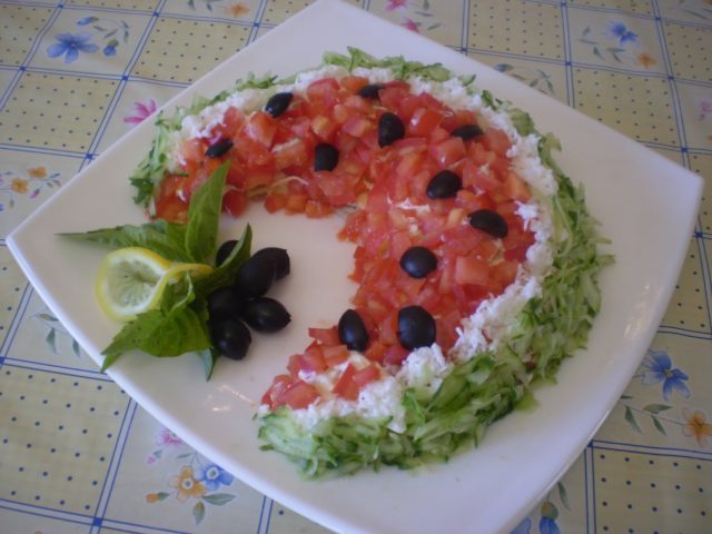 Salad Watermelon slice: recipes with chicken, grapes, mushrooms