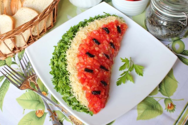 Salad Watermelon slice: recipes with chicken, grapes, mushrooms