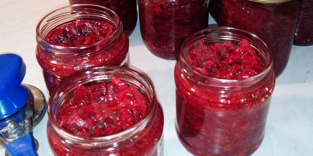 Salads from beets with pepper for the winter