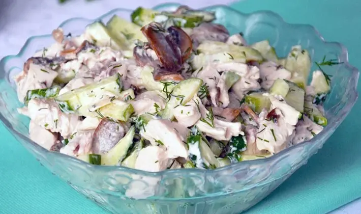 Salads with mushrooms: the best recipes