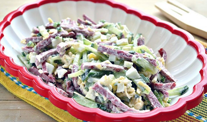 Salads with mushrooms: the best recipes