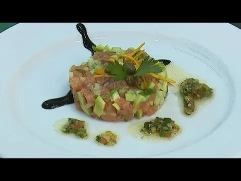 Salmon tartare with avocado