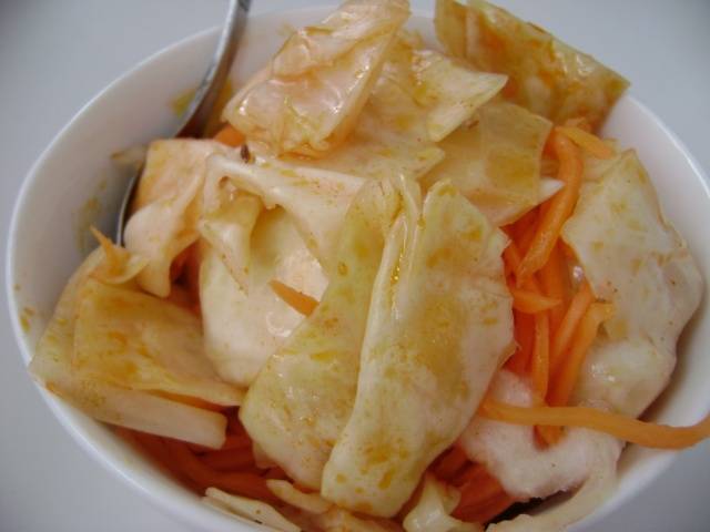 Salting cabbage for the winter: delicious recipes