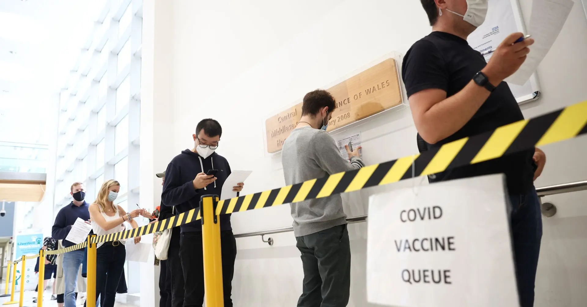 Scientists: the Lambda variant, a potential threat, is highly resistant to vaccines