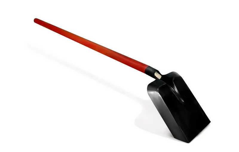 Scoop shovel - an indispensable assistant to the gardener and gardener