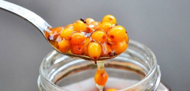 Sea buckthorn with honey