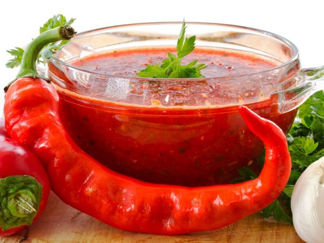 Seasoning light from tomatoes and peppers: 17 recipes