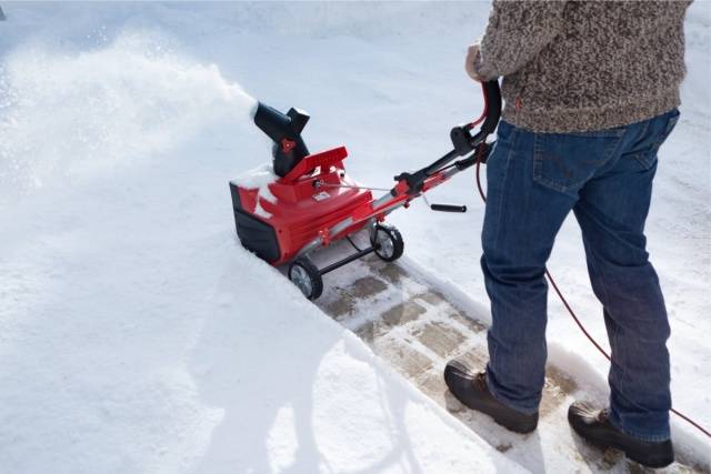 Snow thrower AL-KO SnowLine: 46E, 560 II, 700 E, 760 TE, 620 E II