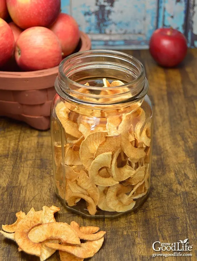 Soaked apples in jars for the winter