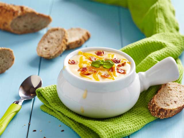 Soup with oyster mushrooms and cheese: recipes with potatoes and chicken