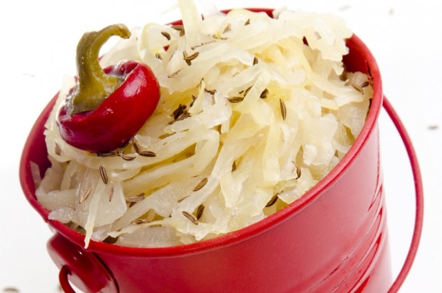 Spicy cabbage for the winter: selection and preparation of products, popular recipes + storage and serving features