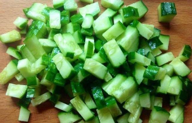 Spicy cucumber salad 