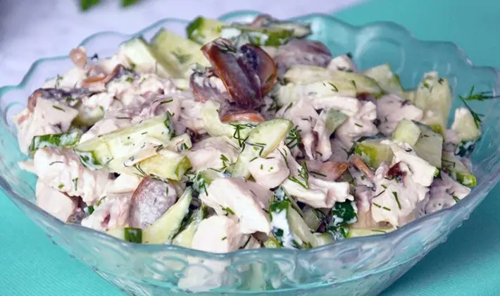 Spicy salads with canned champignons