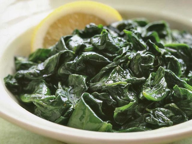 Spinach: health benefits, contraindications