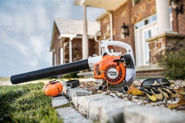 Stihl petrol blower