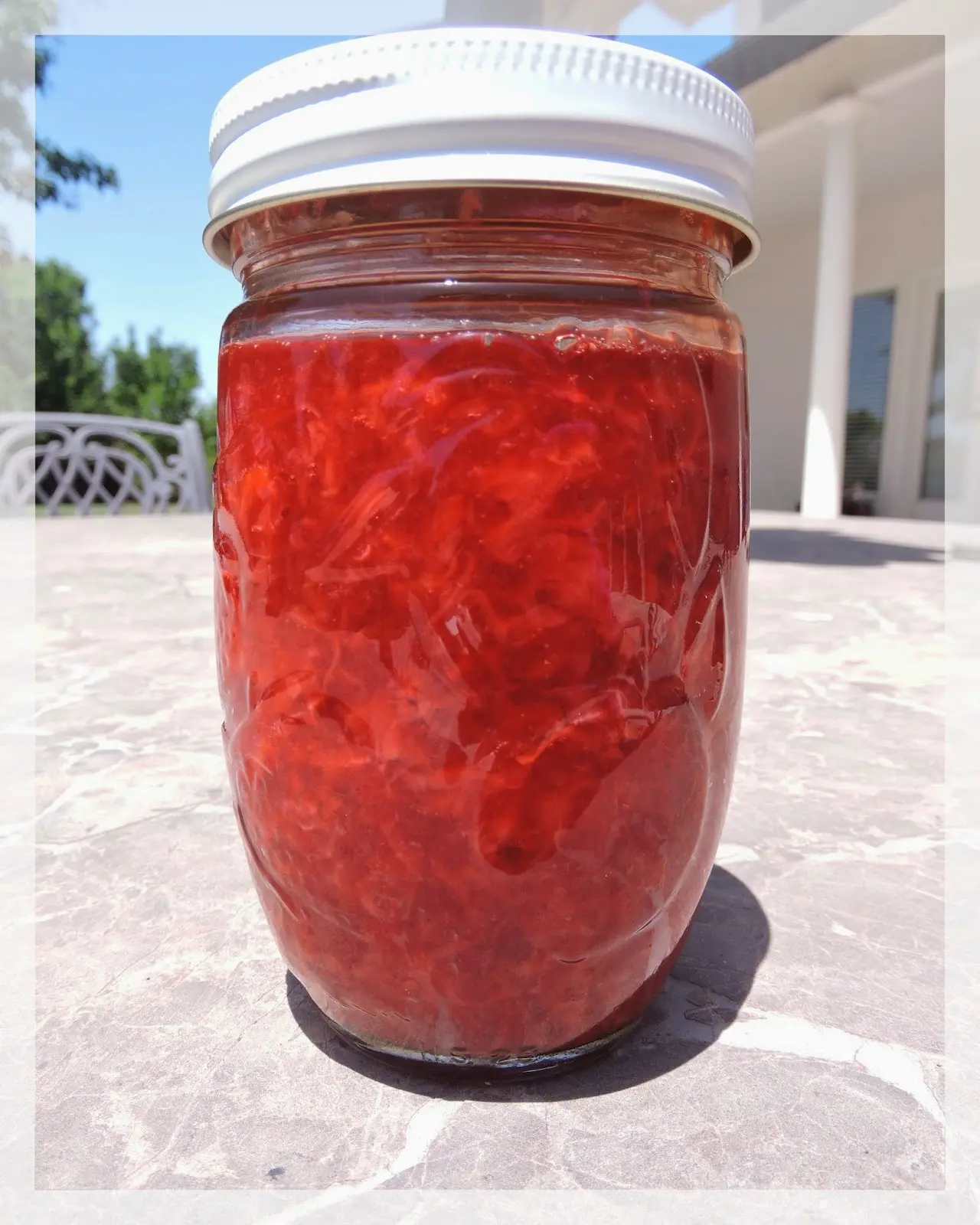 Strawberry jam 5 minutes