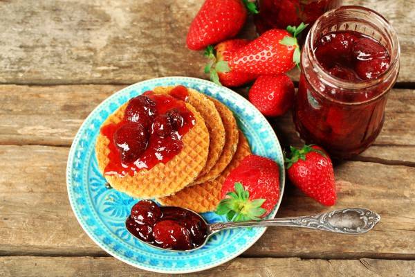 Strawberry jam with whole berries