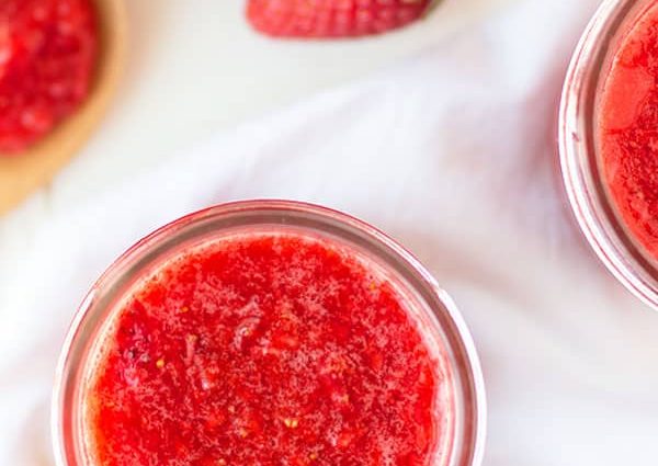 Strawberry jam without cooking