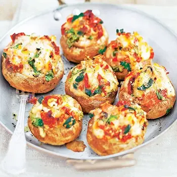 Stuffed champignons: appetizer recipes