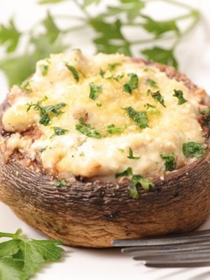 Stuffed champignons: appetizer recipes