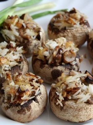 Stuffed champignons: appetizer recipes