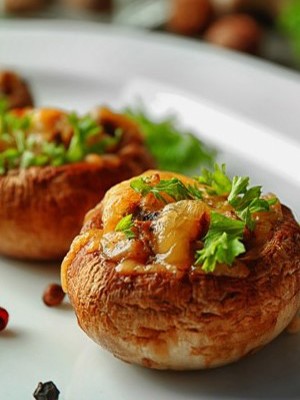 Stuffed champignons: appetizer recipes