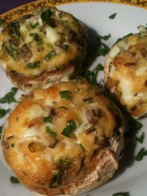 Stuffed champignons: appetizer recipes