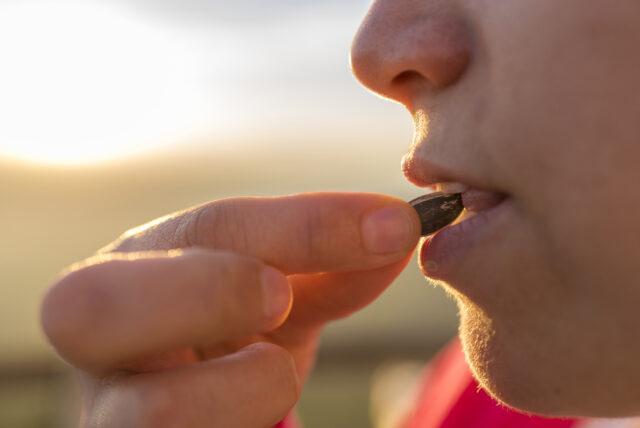 Sunflower seeds: benefits and harms for women and men