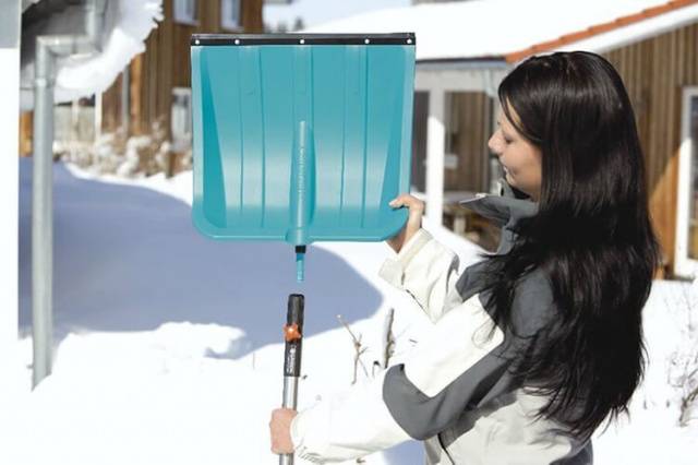 Super snow shovel