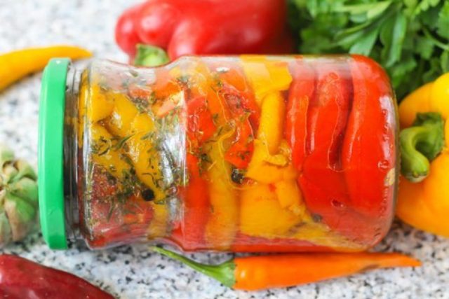 Sweet peppers in honey filling for the winter: yummy, Lick your fingers, delicious recipes for blanks