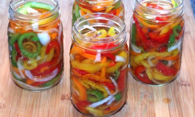 Sweet peppers in honey filling for the winter: yummy, Lick your fingers, delicious recipes for blanks