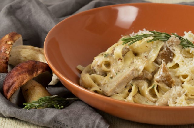 Tagliatelle with porcini mushrooms in a creamy sauce