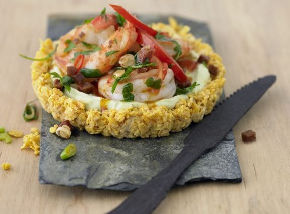 Tartlets with avocado and shrimps, cheese, fish