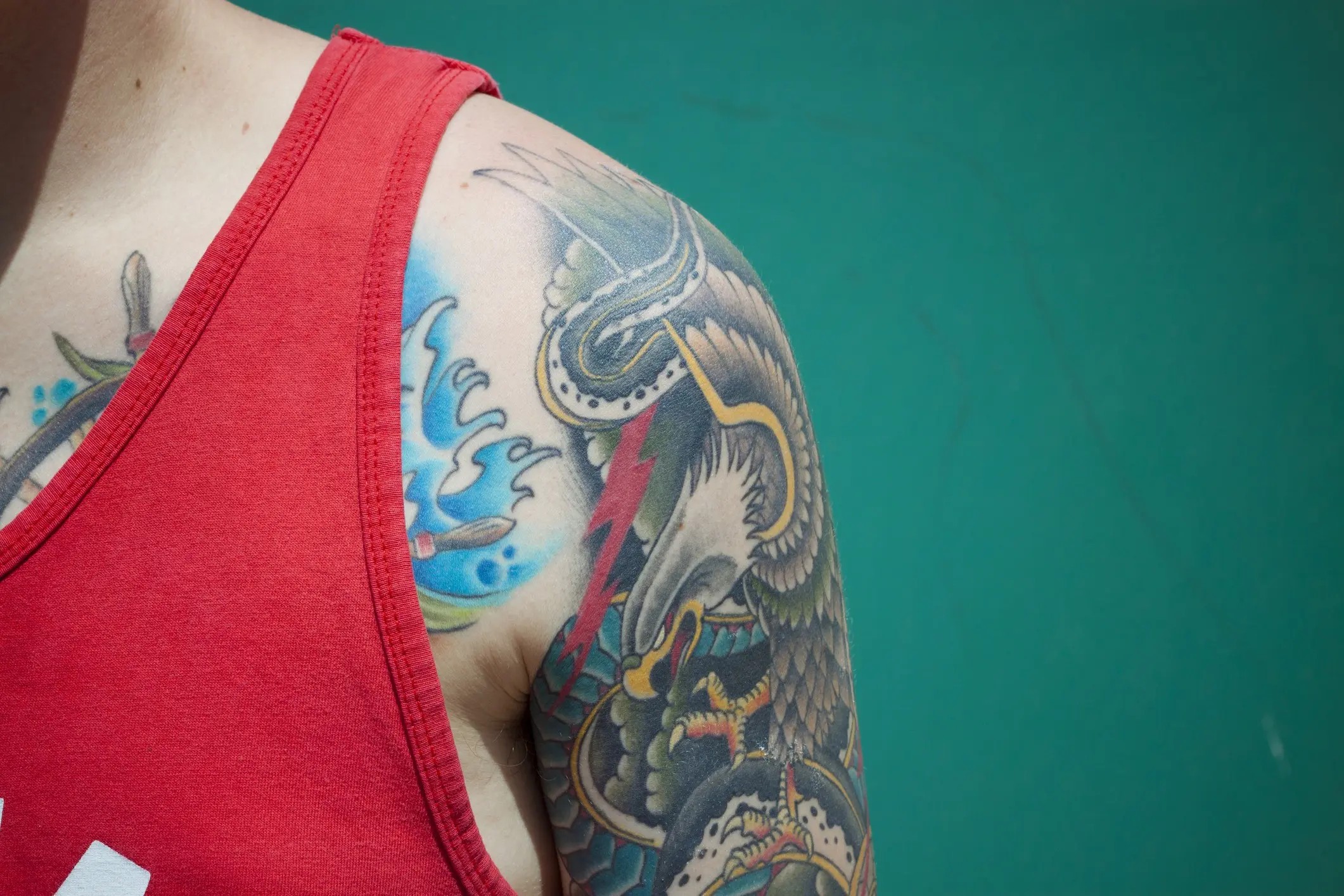 Tattoos dangerous to health! They harm the lymph nodes and can cause serious infections