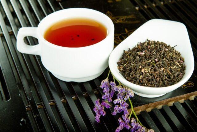 Tea with thyme: benefits and harms for men and women, how to brew, reviews