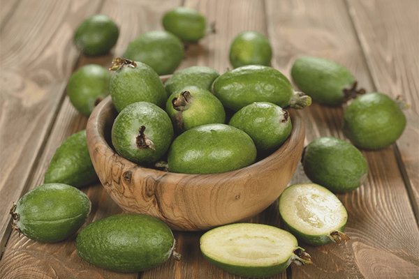 The benefits and harms of feijoa