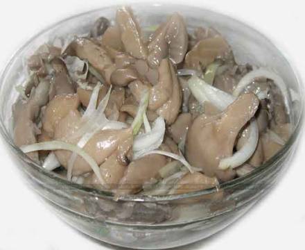 The benefits and harms of oyster mushrooms for the body