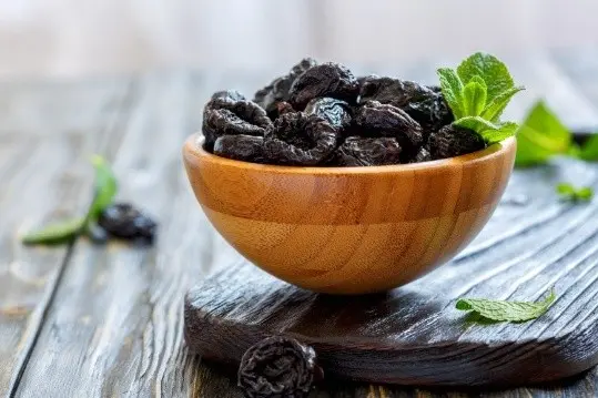 The benefits and harms of prunes