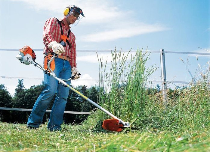 The best gas trimmer: 18 top models, ratings of the most reliable and powerful gas mowers in 2022