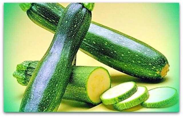 The best productive varieties of bush zucchini