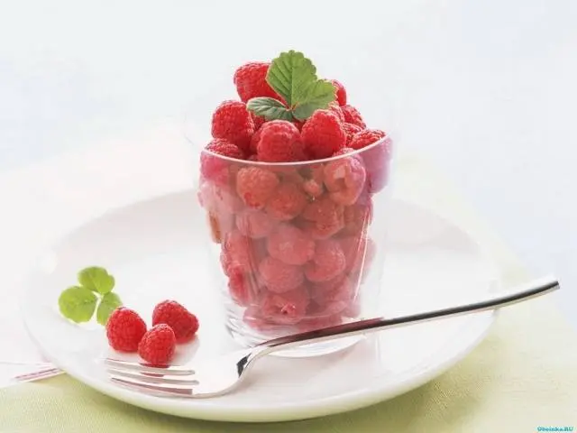 The best varieties of raspberries with photos and descriptions