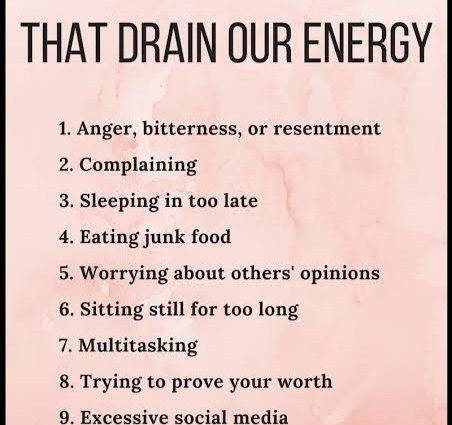 The five worst morning habits that drain our energy