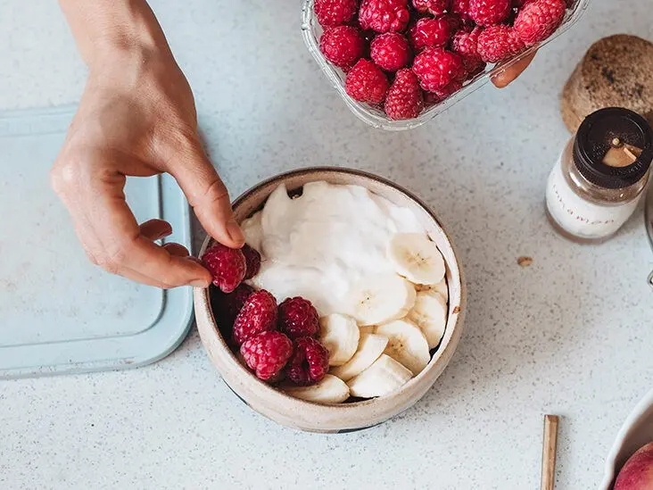 The transparent bowl increases the appetite for fruit