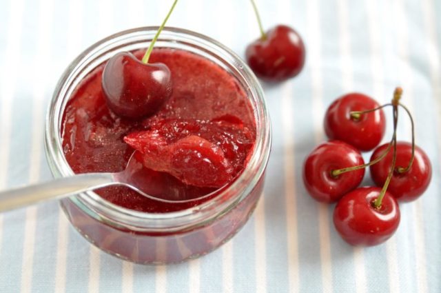 Thick pitted cherry jam: recipes for the winter at home