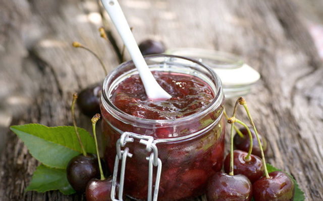 Thick pitted cherry jam: recipes for the winter at home