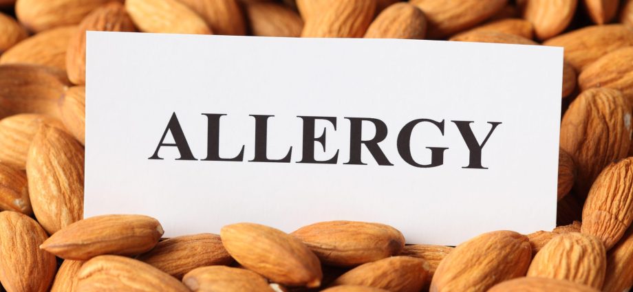 Third almond in children &#8211; symptoms, treatment