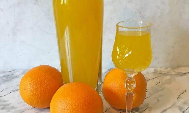 Tincture on oranges and orange peels on alcohol