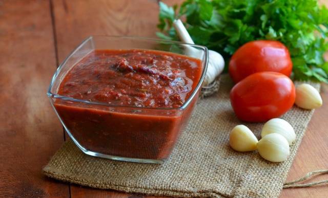 Tkemali sauce: a classic recipe