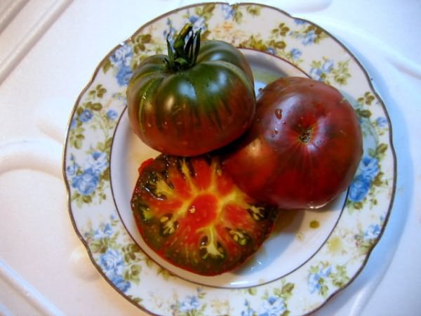 Tomato Black Baron: reviews, photo yield